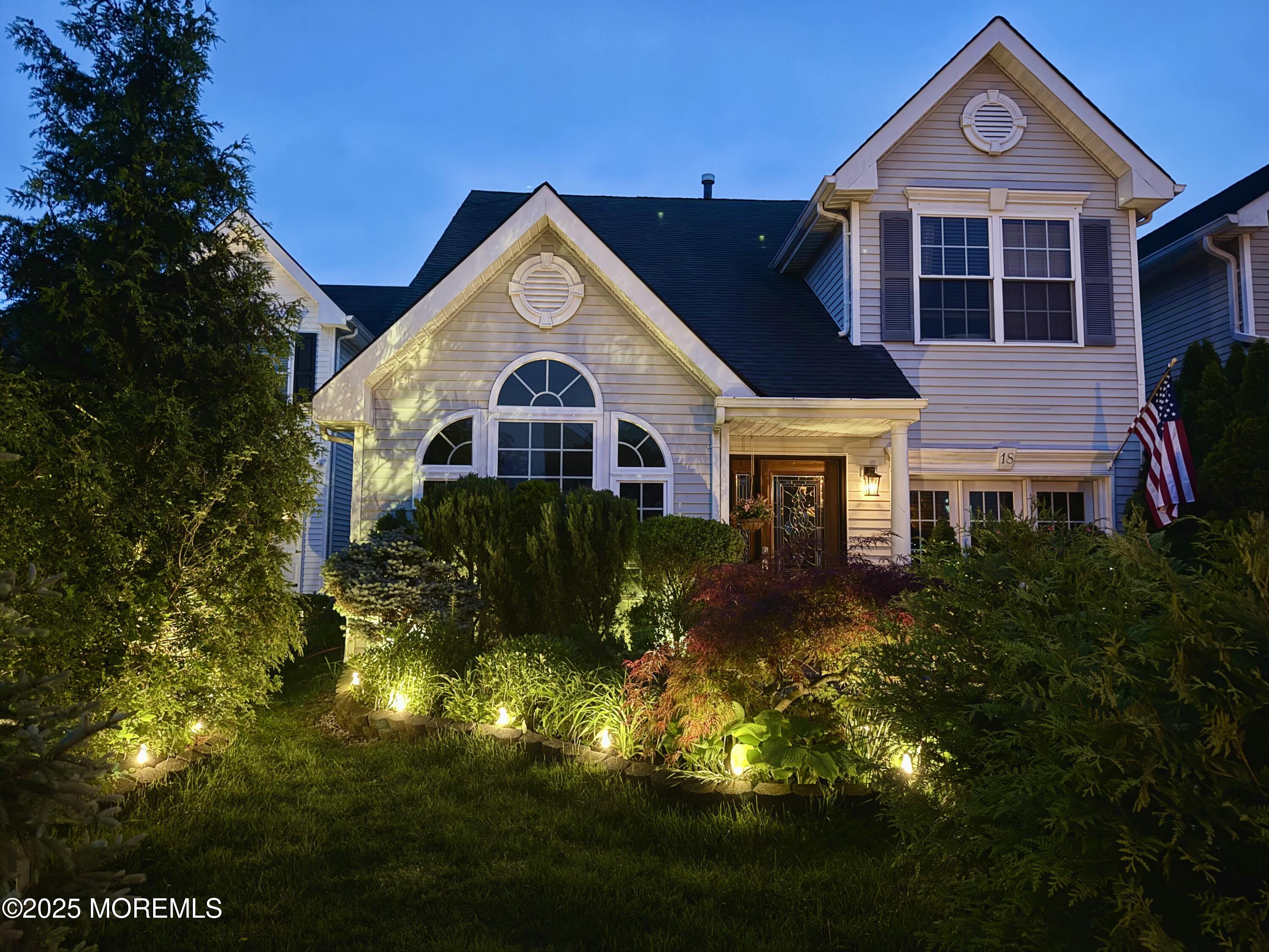 18 Tall Oaks Court