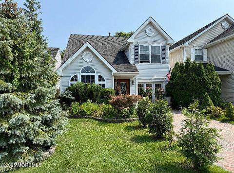 18 Tall Oaks Court Old Bridge NJ 08857