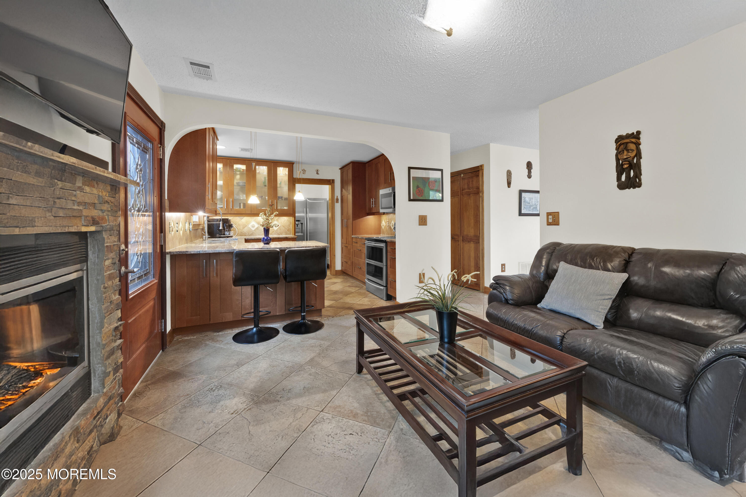 18 Tall Oaks Court
