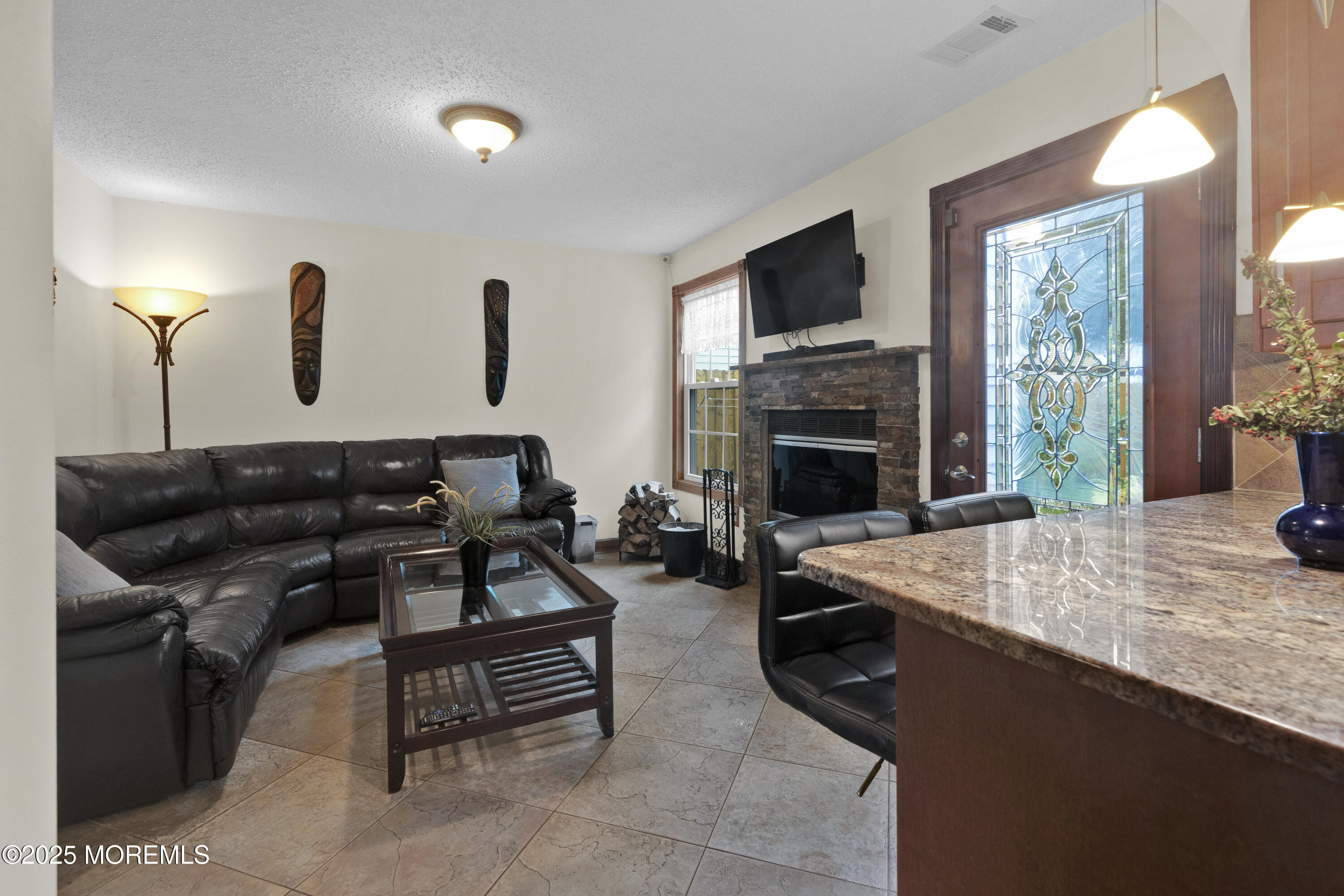 18 Tall Oaks Court