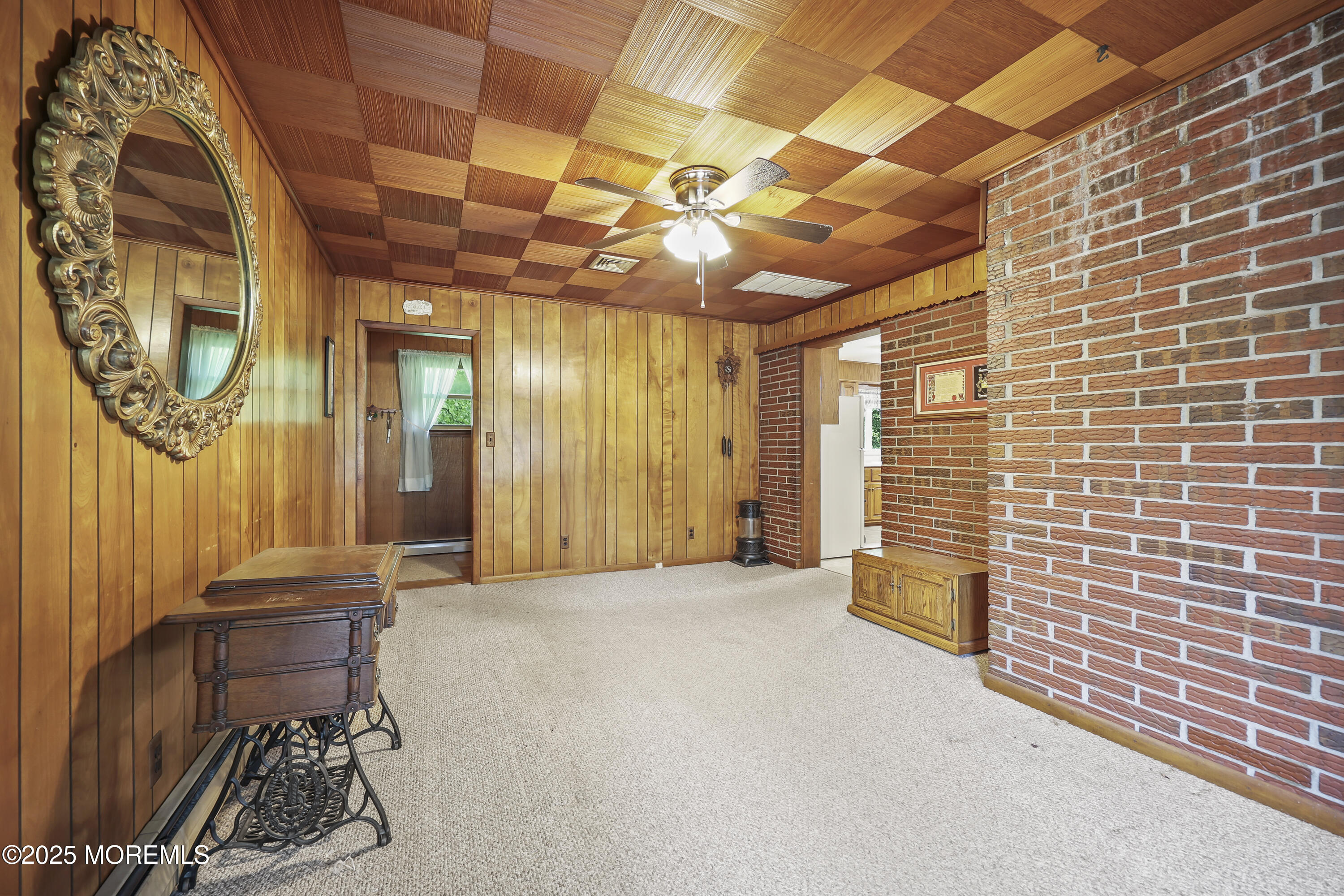 624 Lloyd Road, Aberdeen, New Jersey image 17