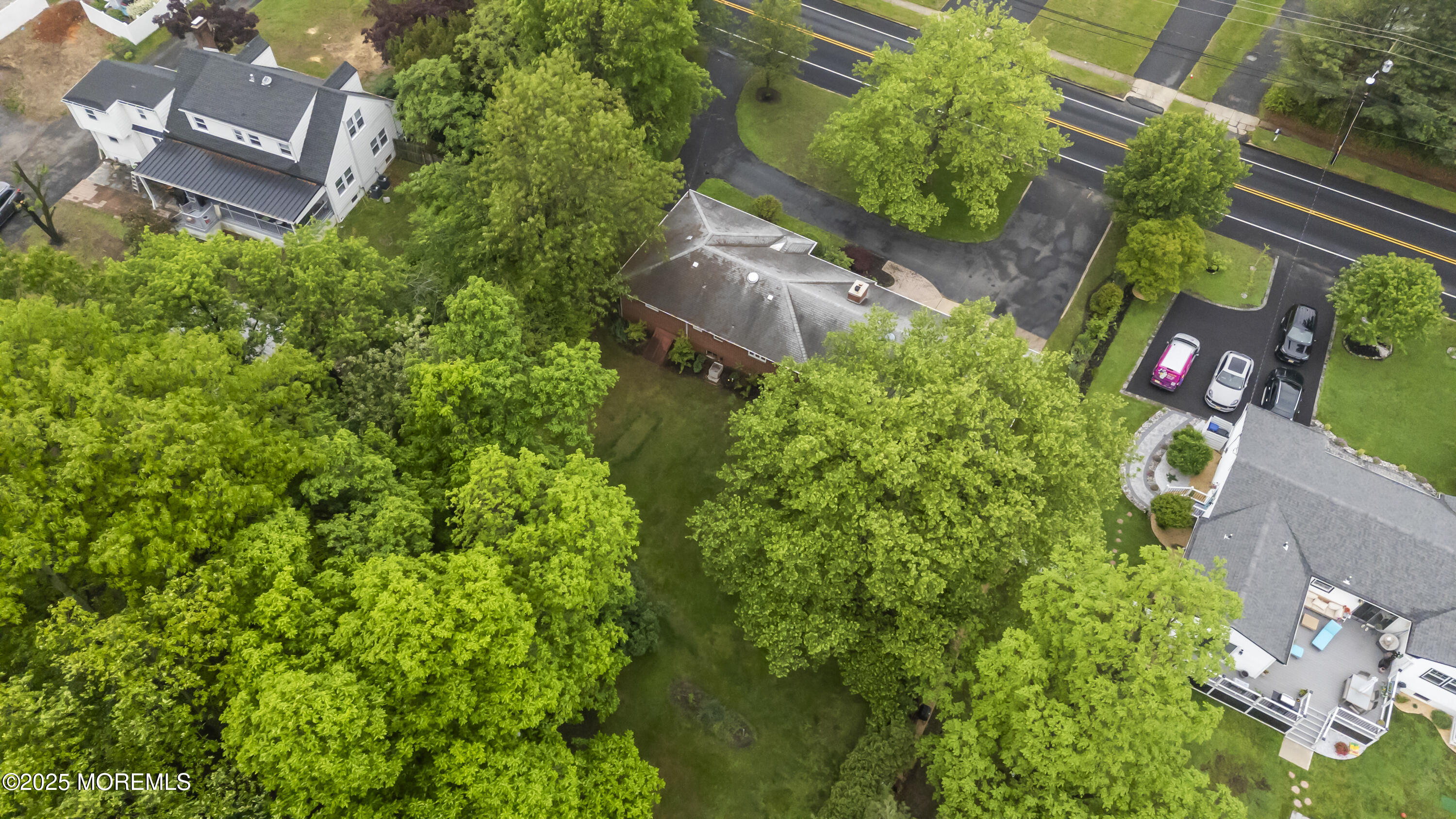 624 Lloyd Road, Aberdeen, New Jersey image 38
