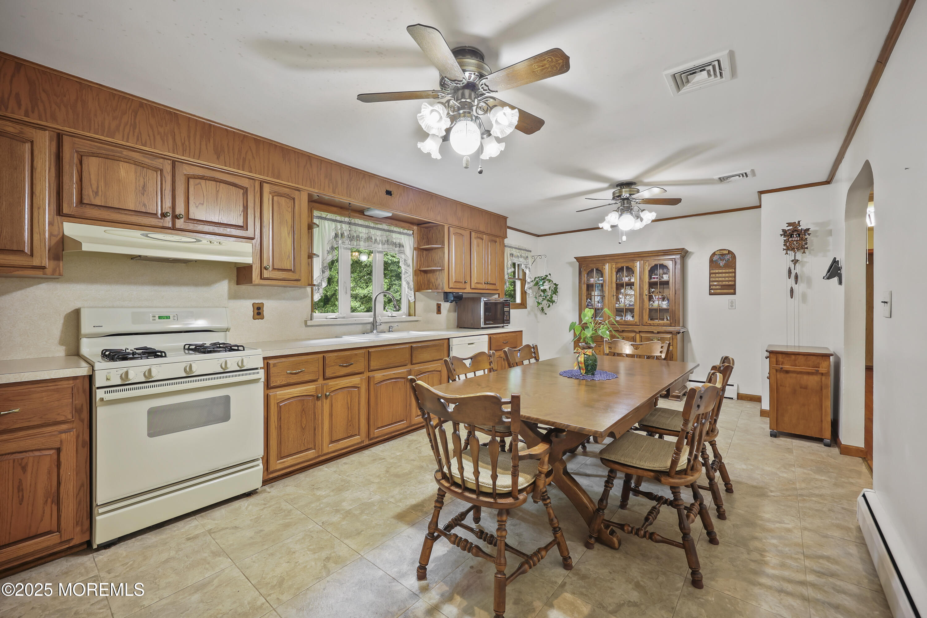 624 Lloyd Road, Aberdeen, New Jersey image 13