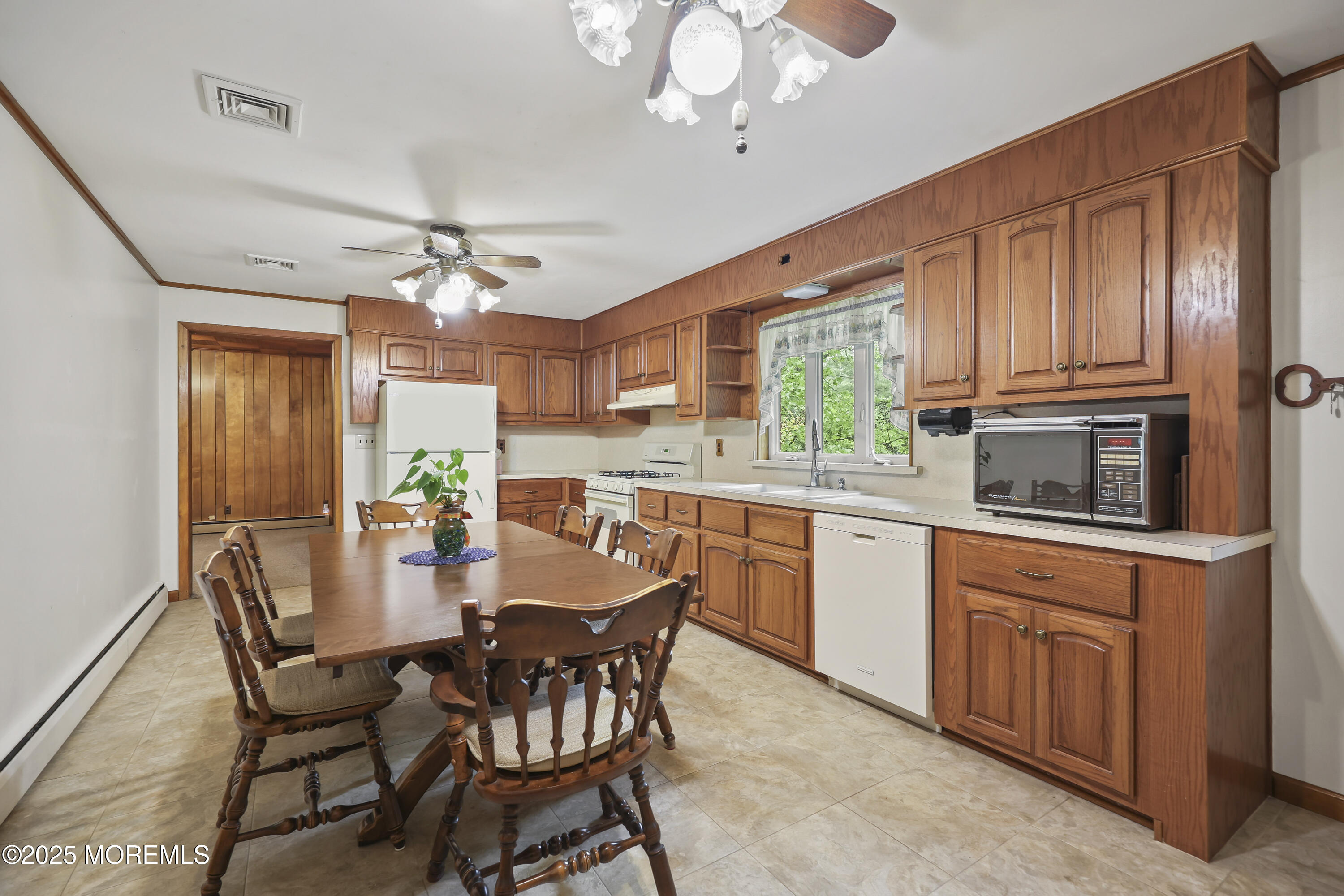 624 Lloyd Road, Aberdeen, New Jersey image 14