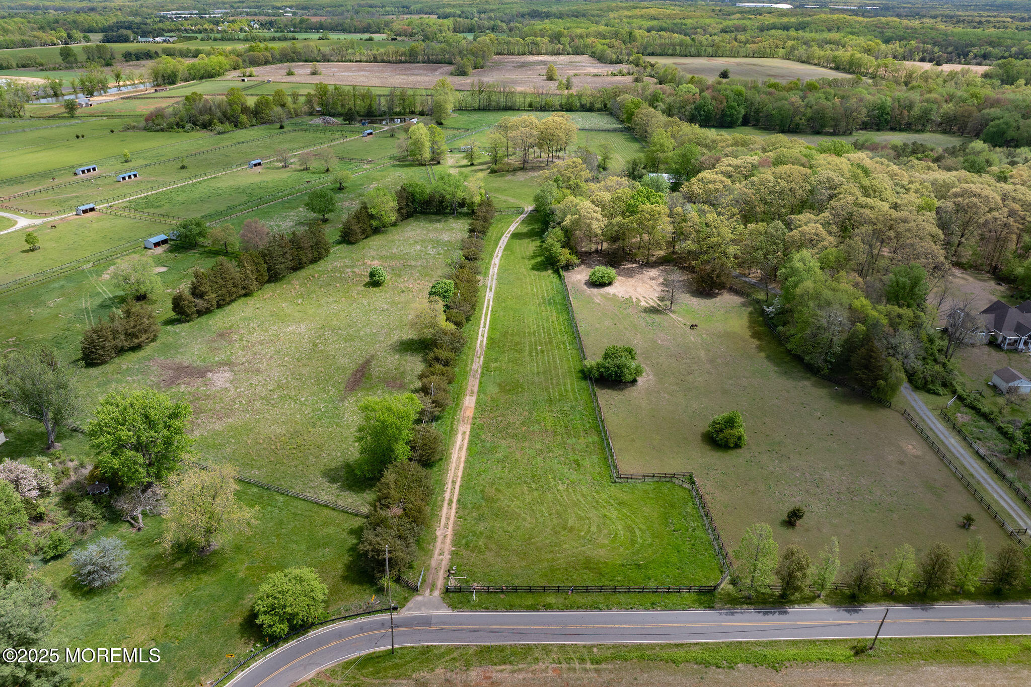 53 Millers Mill Rd, Cream Ridge, New Jersey image 4