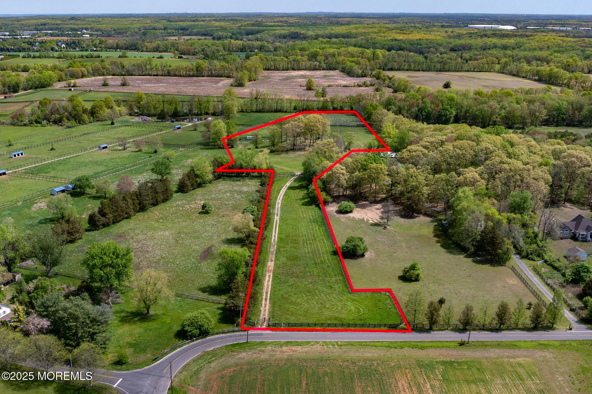 53 Millers Mill Rd, Cream Ridge, New Jersey image 2