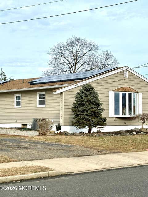 Homes For Sale - 42 Boulevard<br/> Middlesex County, Keyport, NJ 07735