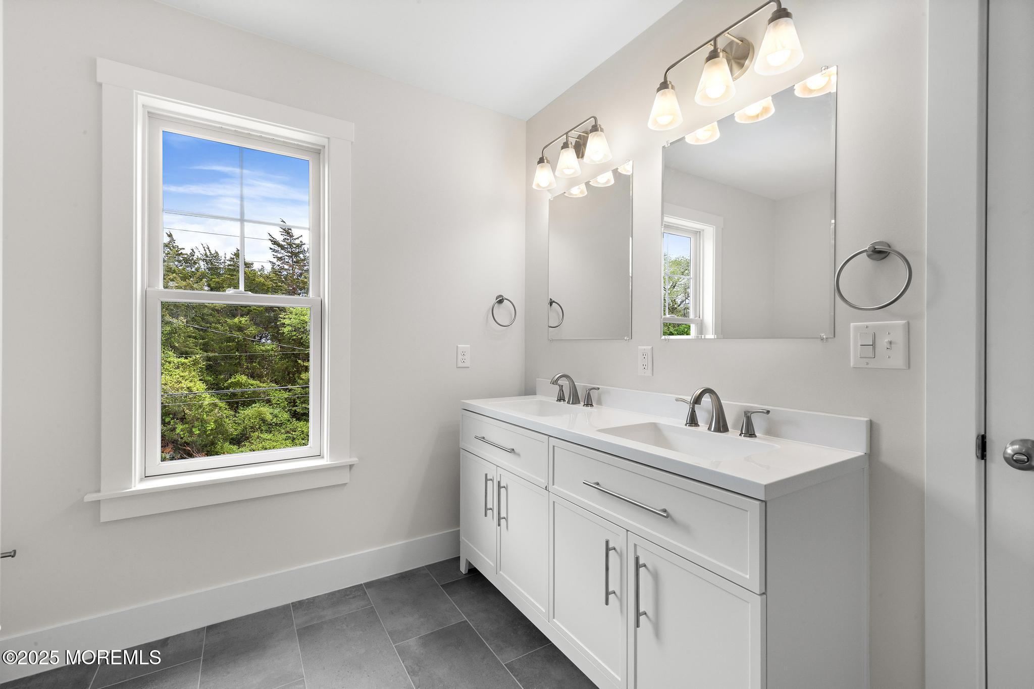 390 Marine Street, Tuckerton, New Jersey image 37