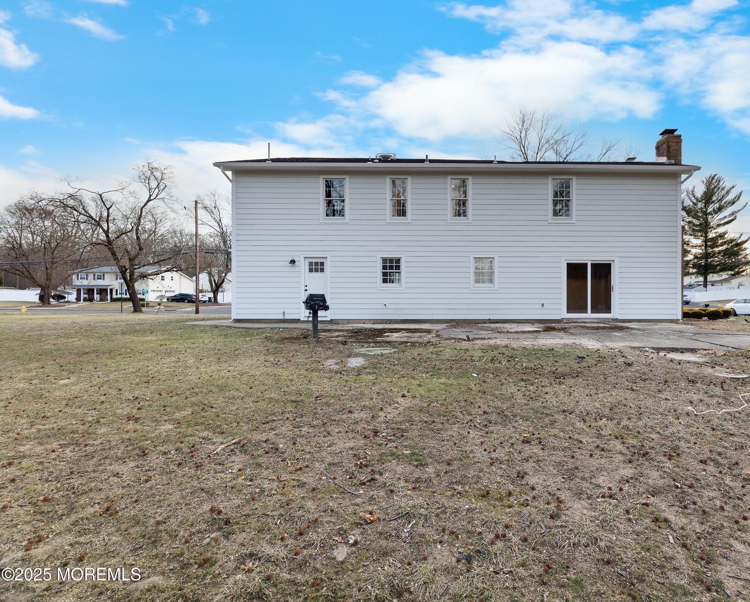 16 Longfellow Terrace, Morganville, New Jersey image 32