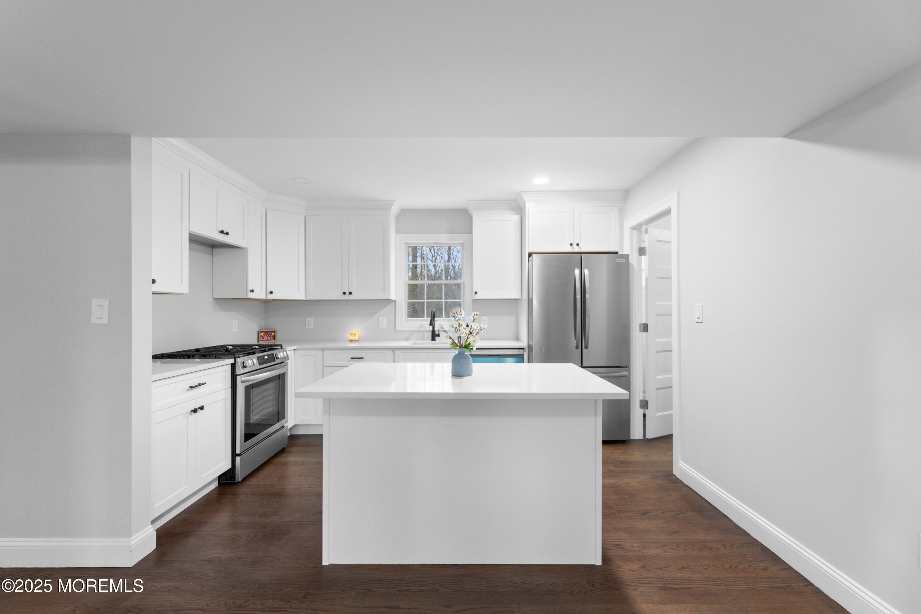 16 Longfellow Terrace, Morganville, New Jersey image 7