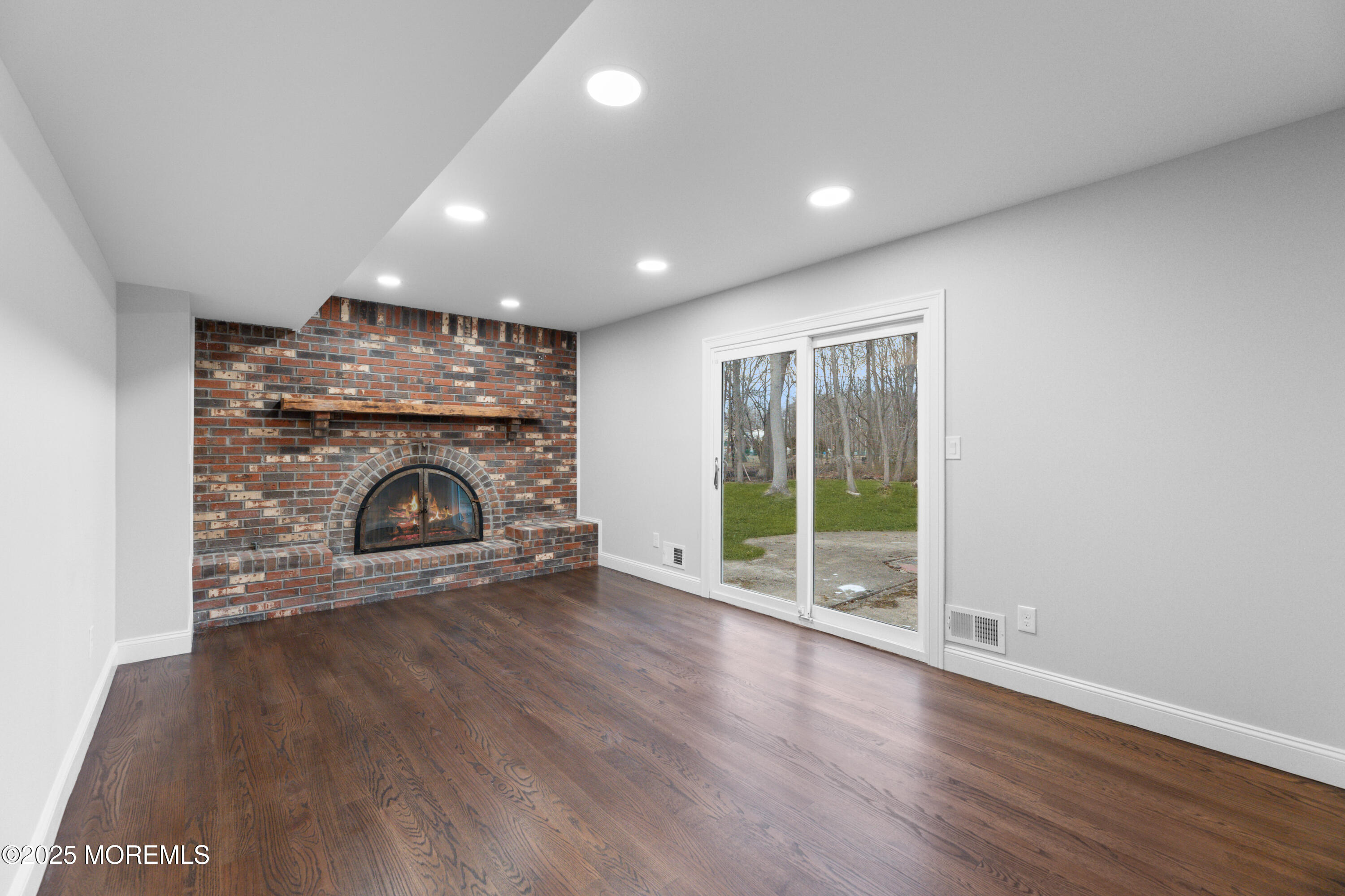 16 Longfellow Terrace, Morganville, New Jersey image 12
