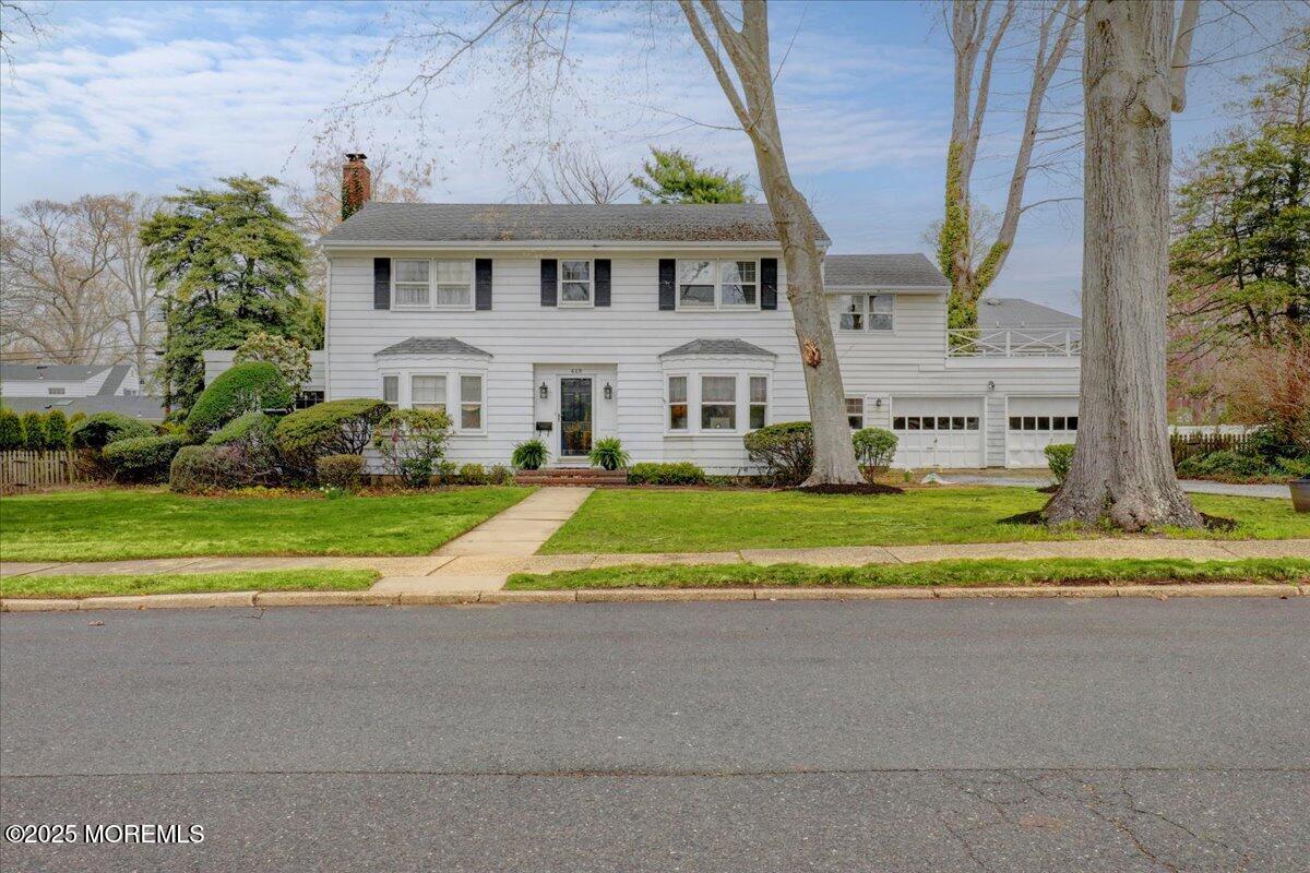 609 Blanchard Parkway