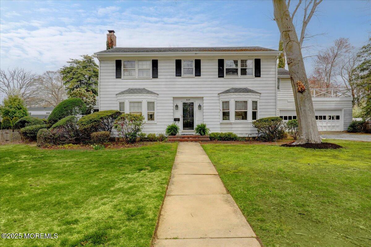 609 Blanchard Parkway