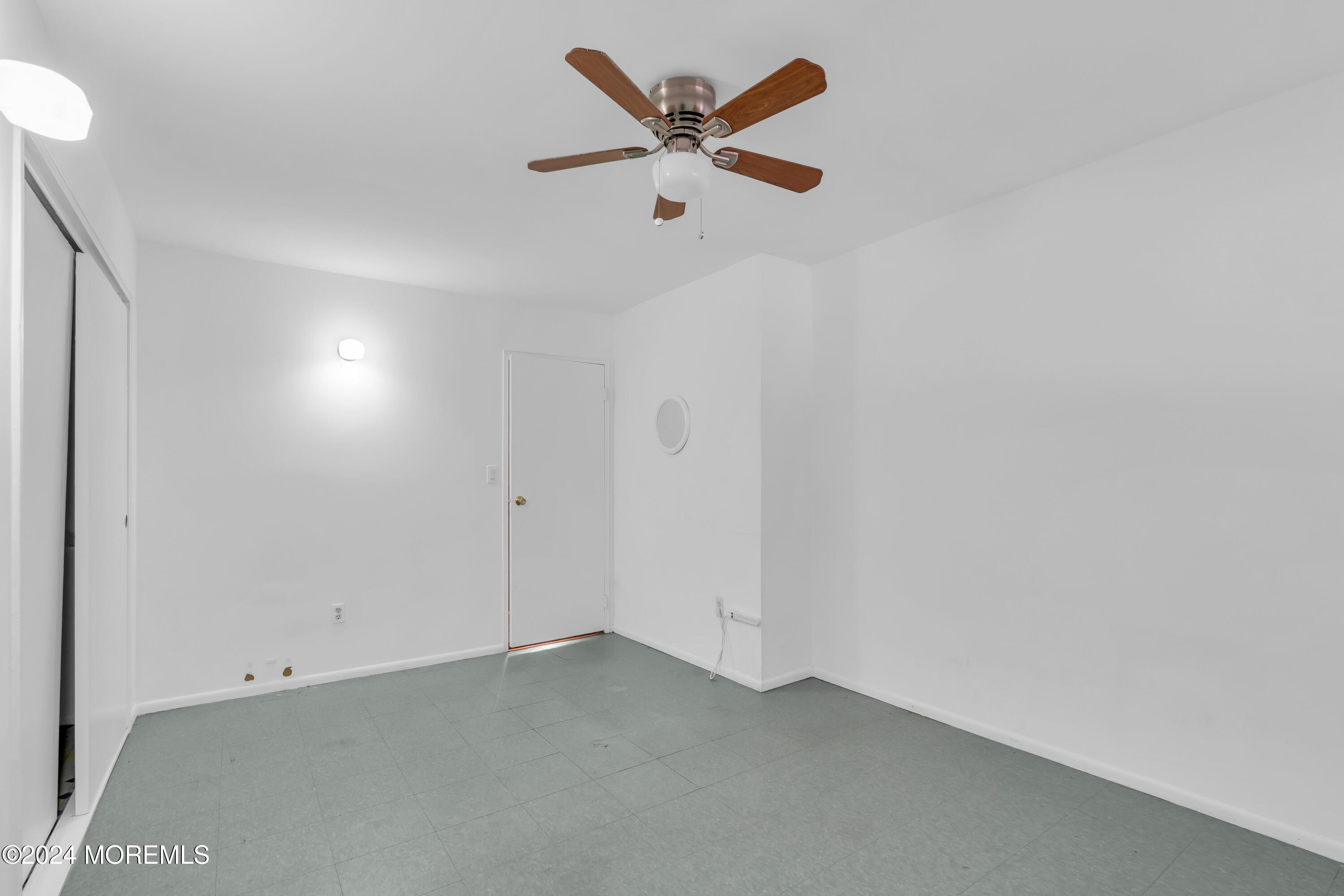 20 Lake Avenue #5B, East Brunswick, New Jersey image 13