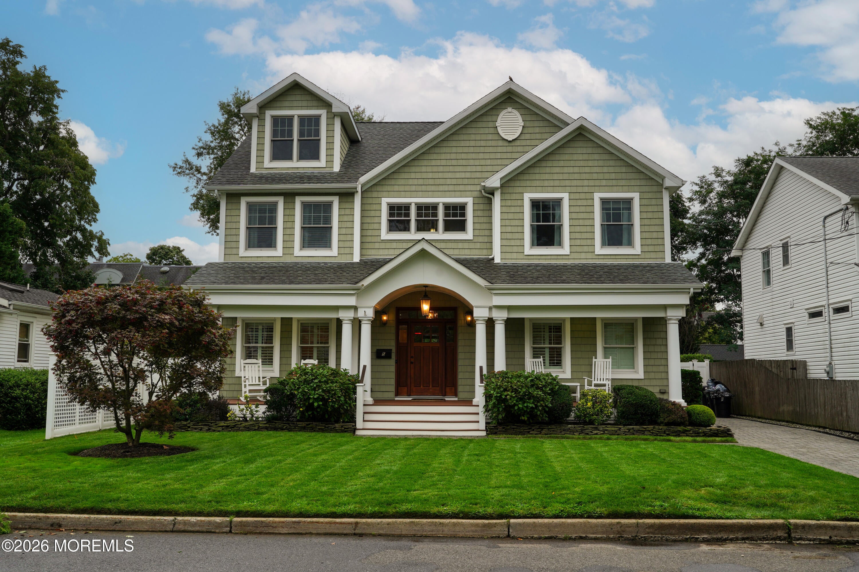 5 Lakeside Avenue