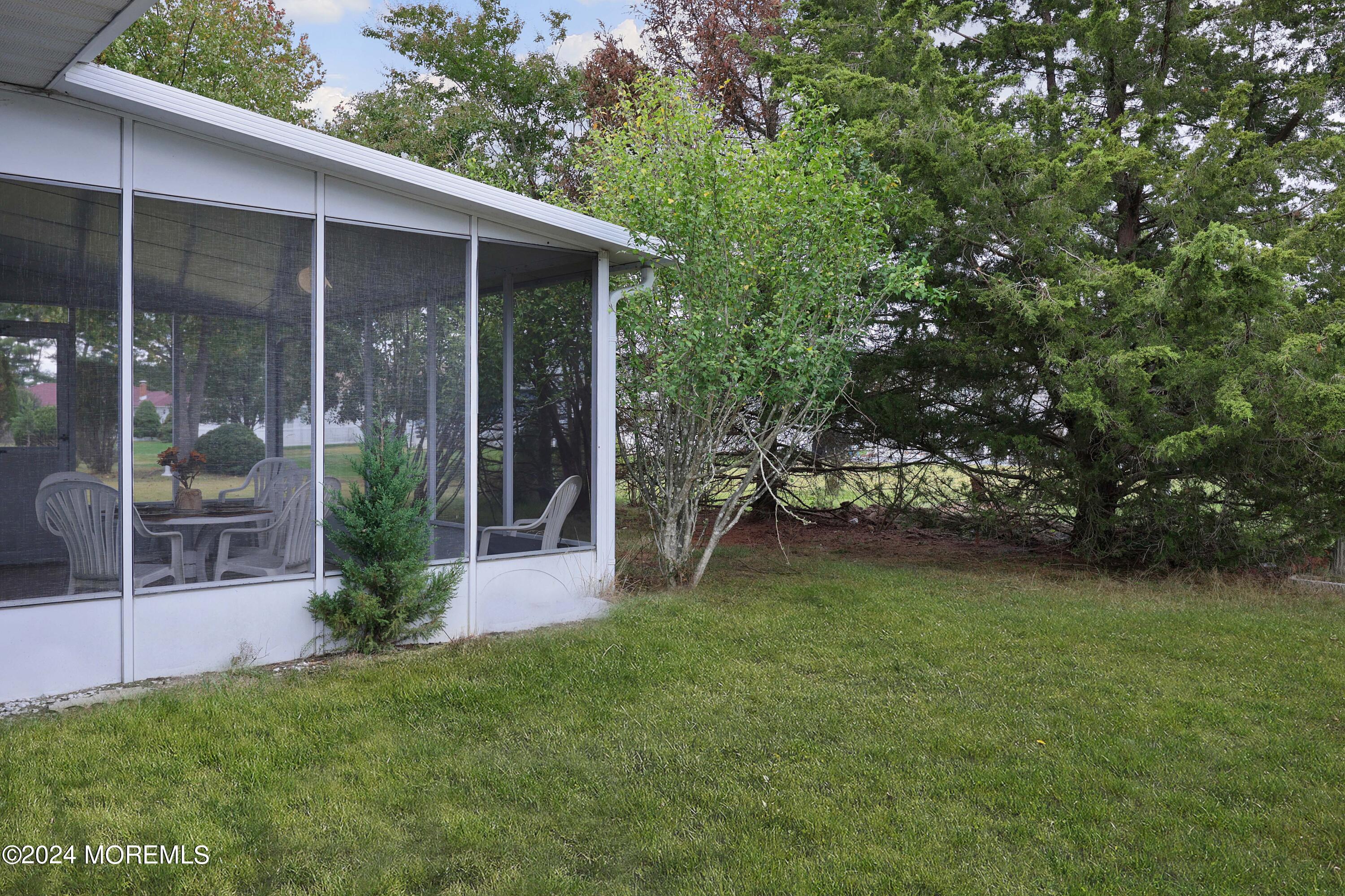 302 Barbados Drive, Toms River, New Jersey image 27