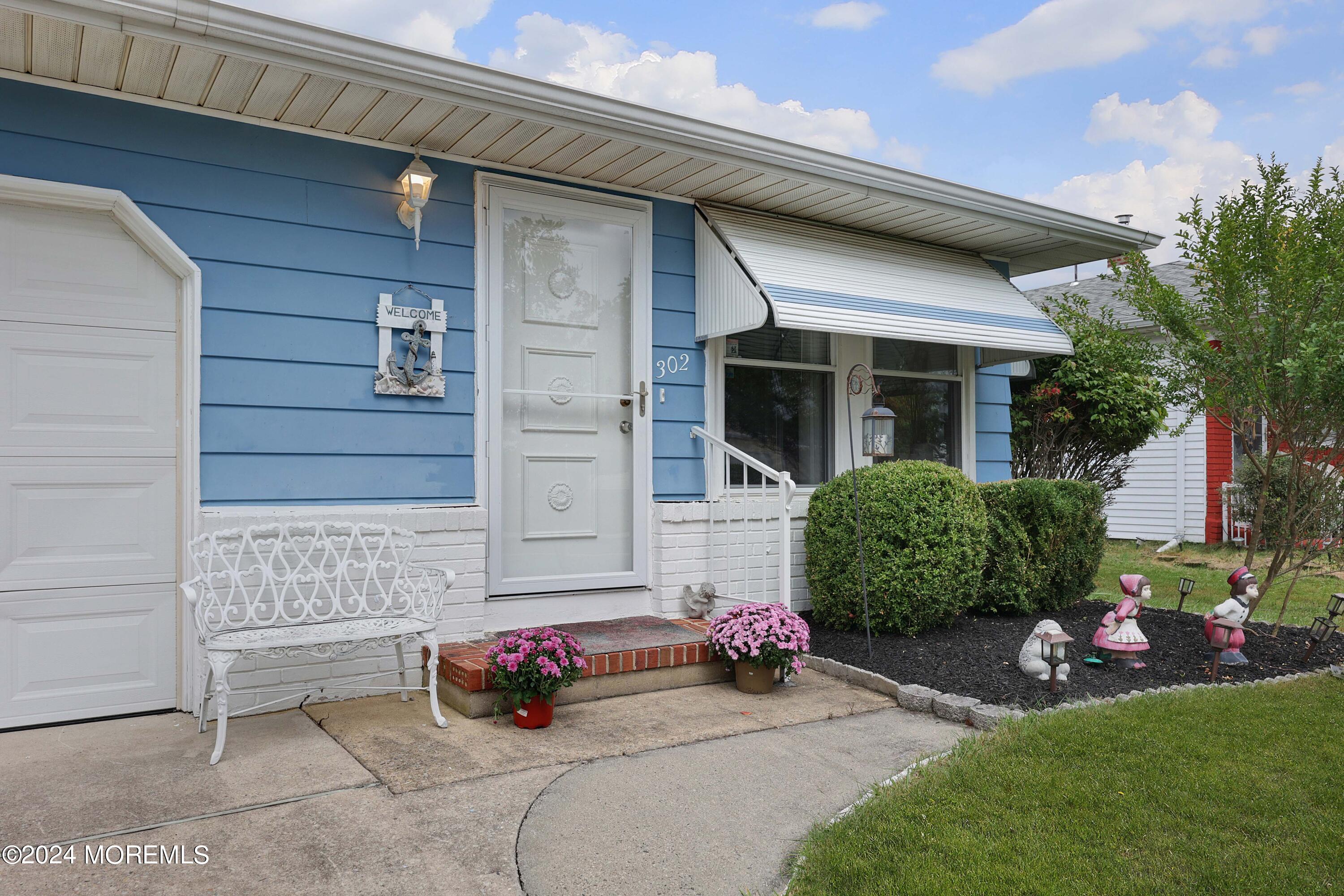 302 Barbados Drive, Toms River, New Jersey image 3