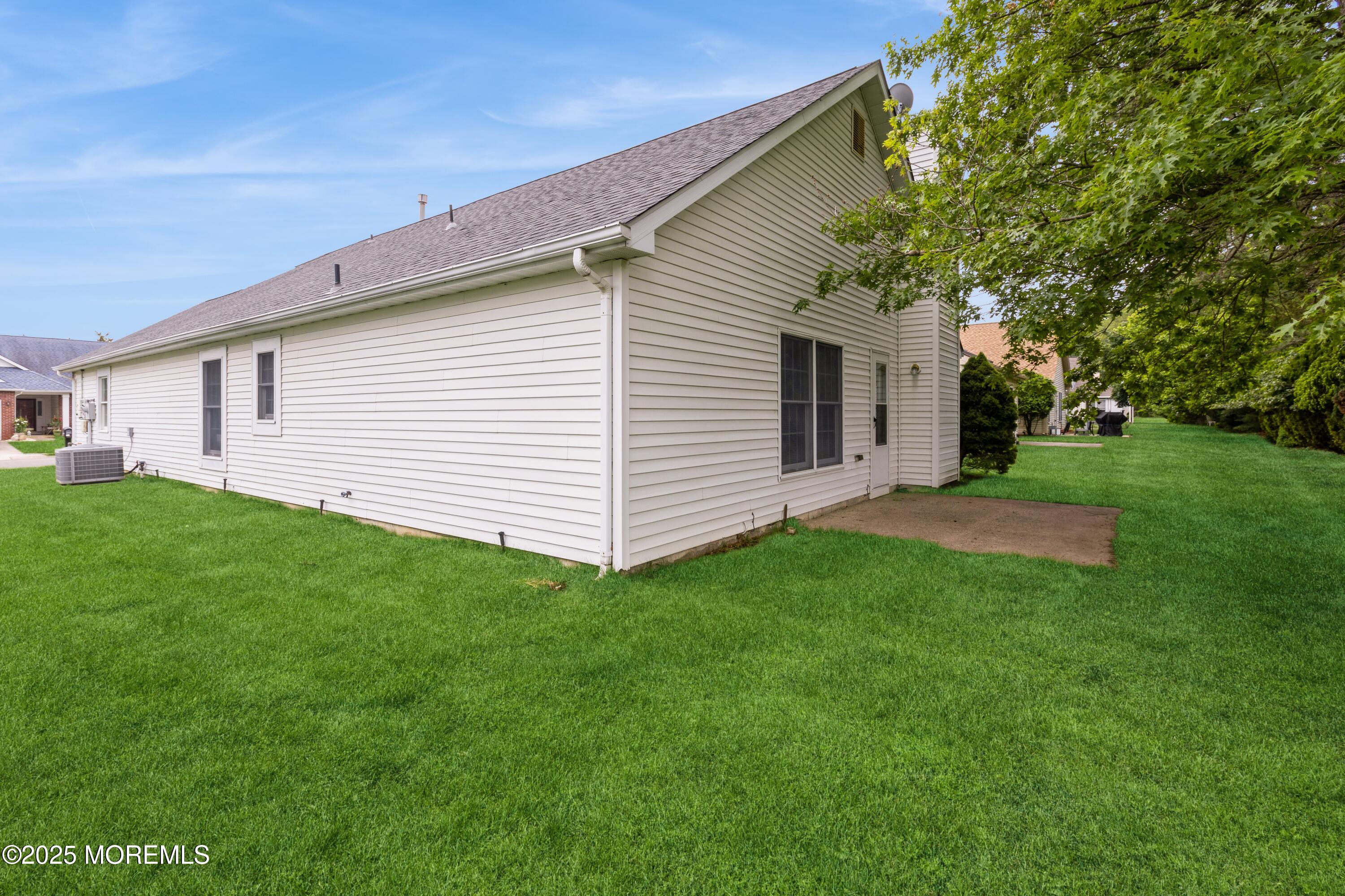 1640 Goldspire Road, Toms River, New Jersey image 5