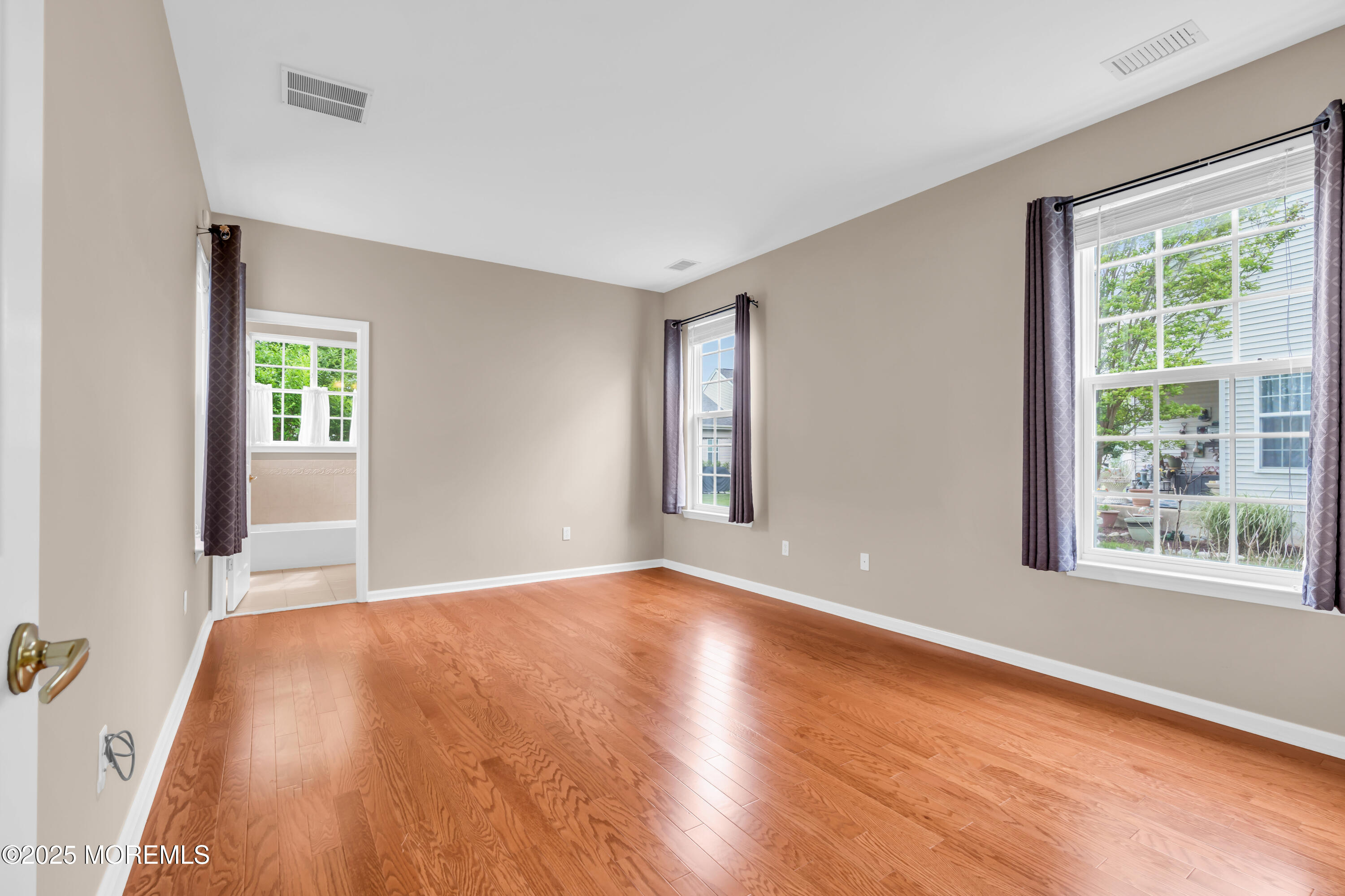 5 Minot Light Court, Barnegat, New Jersey image 37