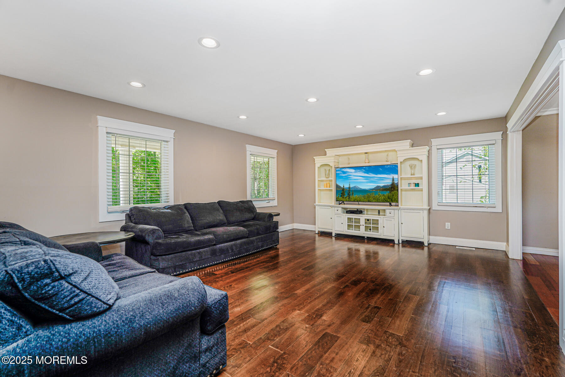 390 Iron Bridge Road, Freehold, New Jersey image 4