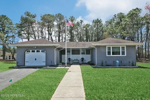 MLS: 22511156