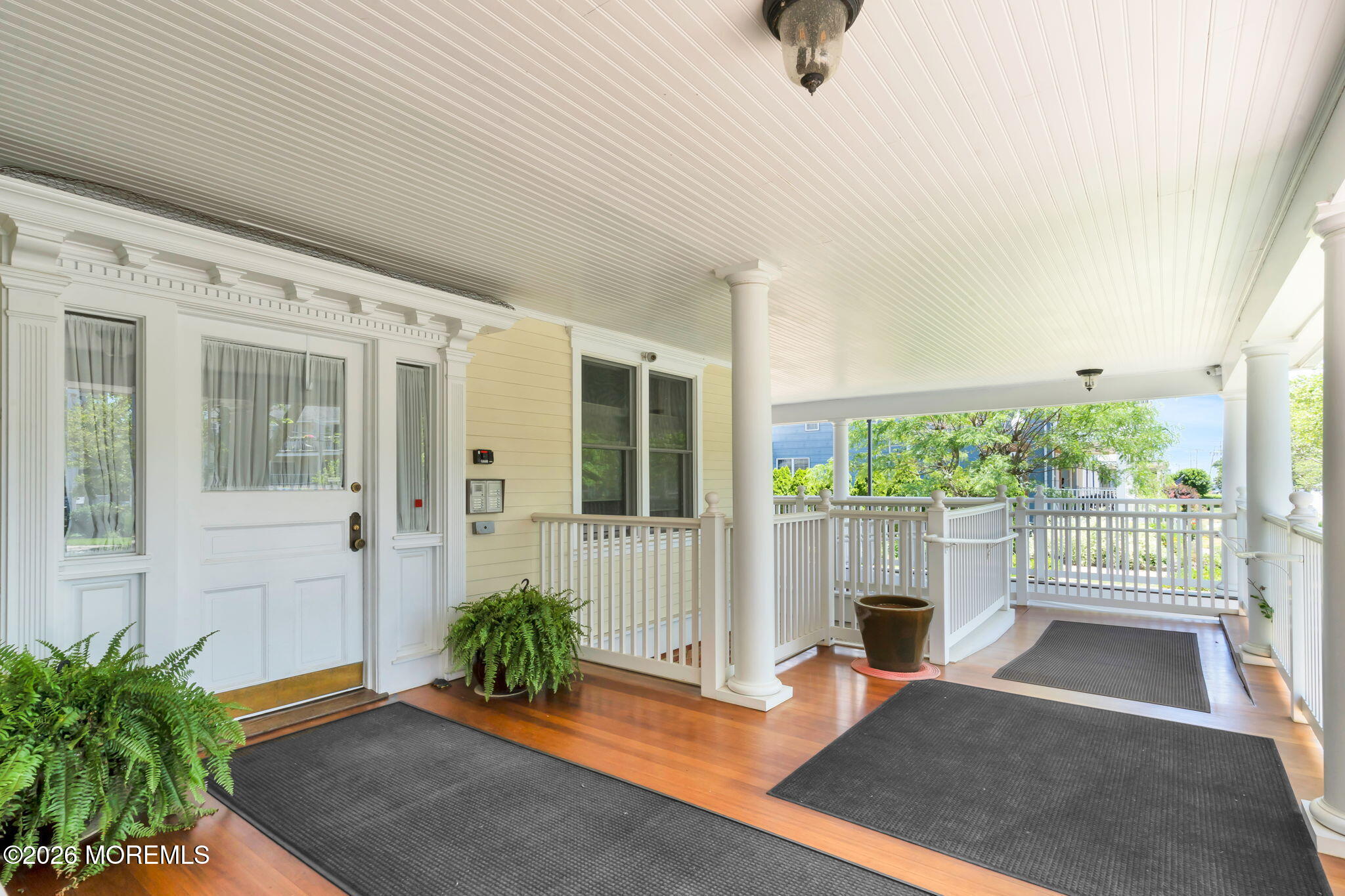 317 6th Avenue 302