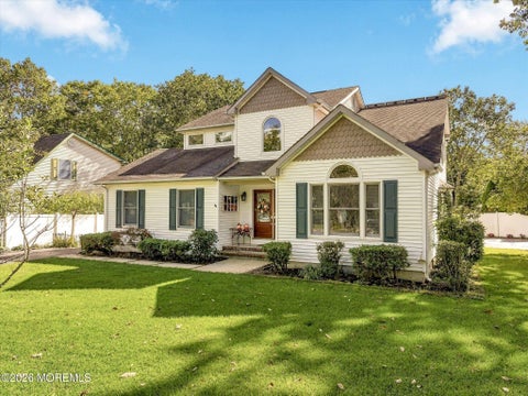 Photo of 14 Oak Leaf Drive, Waretown, NJ 08758 (MLS # 22632286)