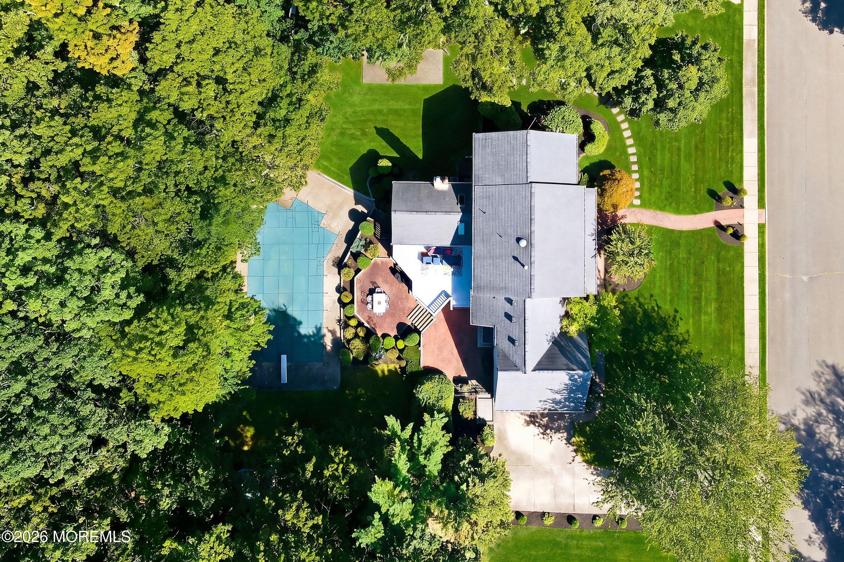 2527 Mahogany Trail
