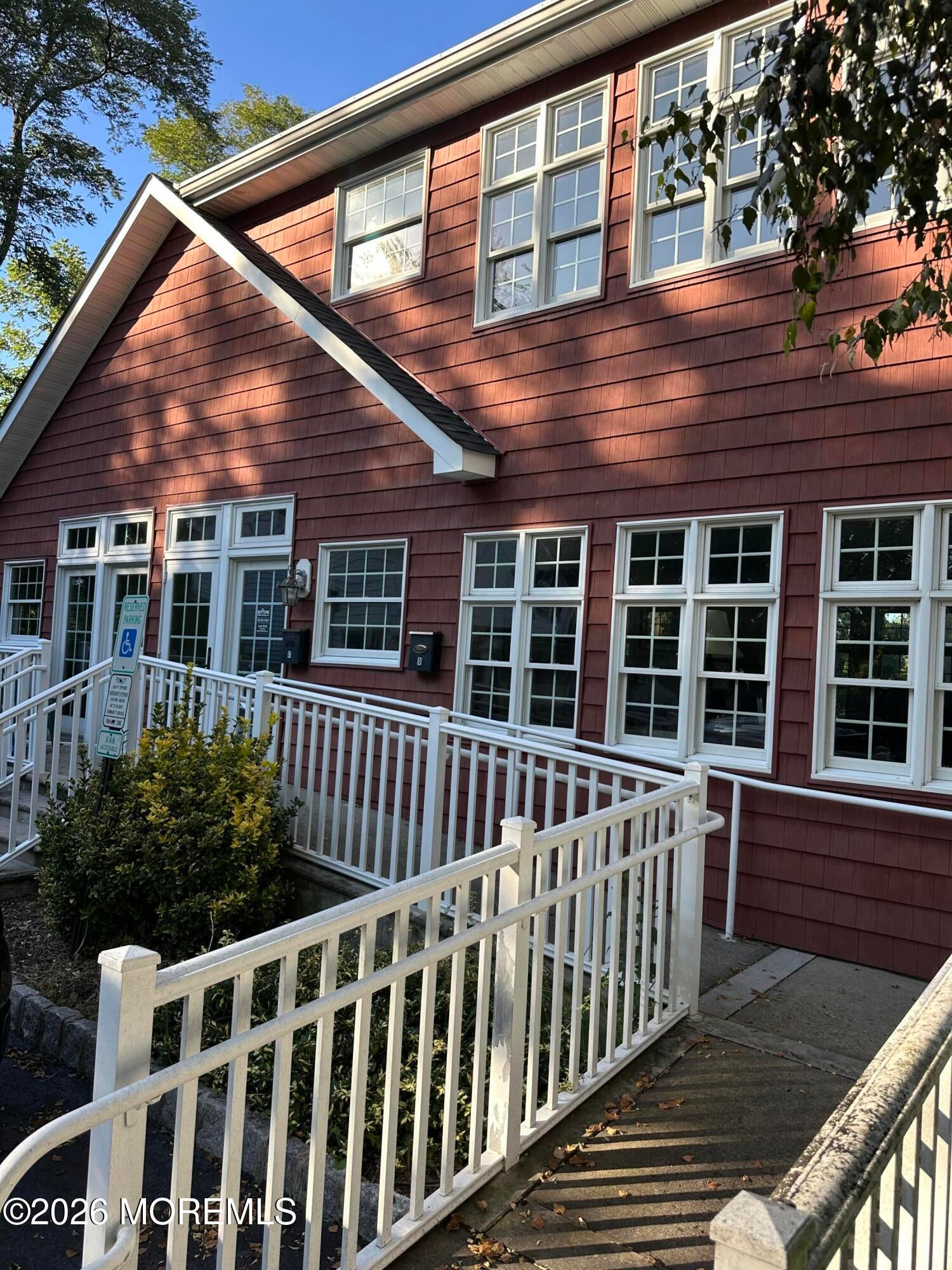 1 Leonardville Road B