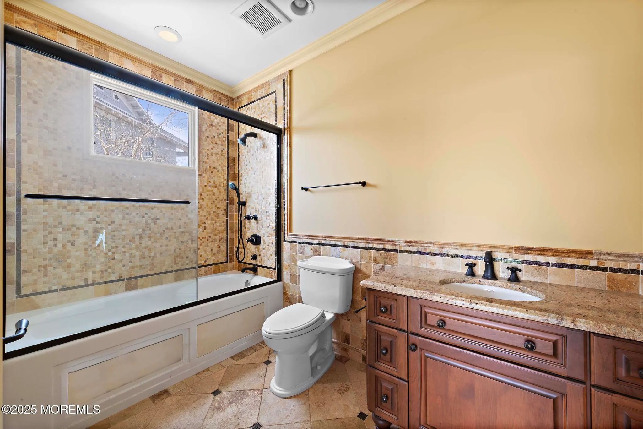 Harvey Cedars, New Jersey 08008, United States, 5 Bedrooms Bedrooms, ,4 BathroomsBathrooms,Residential,Active,112976