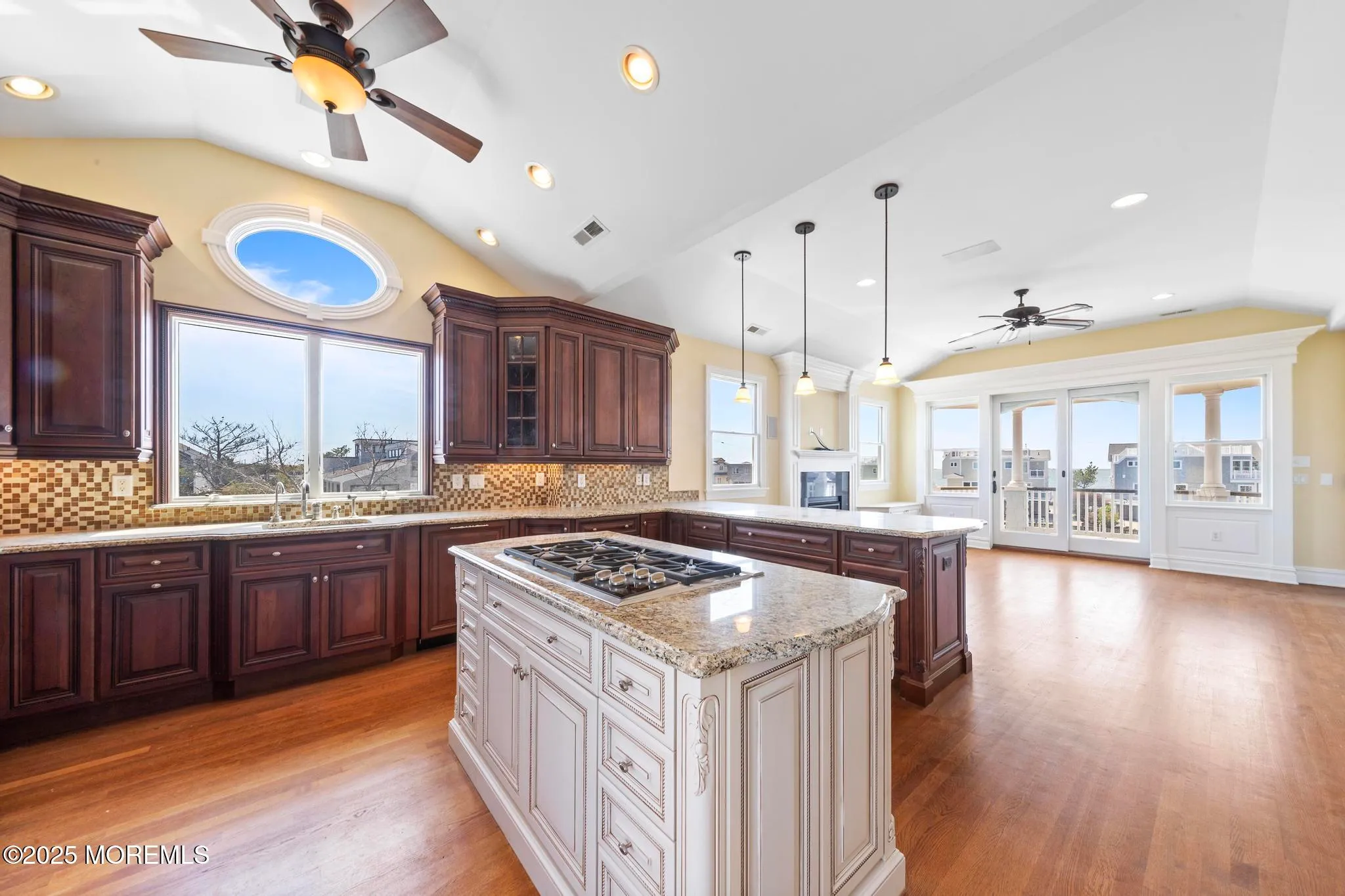 Harvey Cedars, New Jersey 08008, United States, 5 Bedrooms Bedrooms, ,4 BathroomsBathrooms,Residential,Active,112976