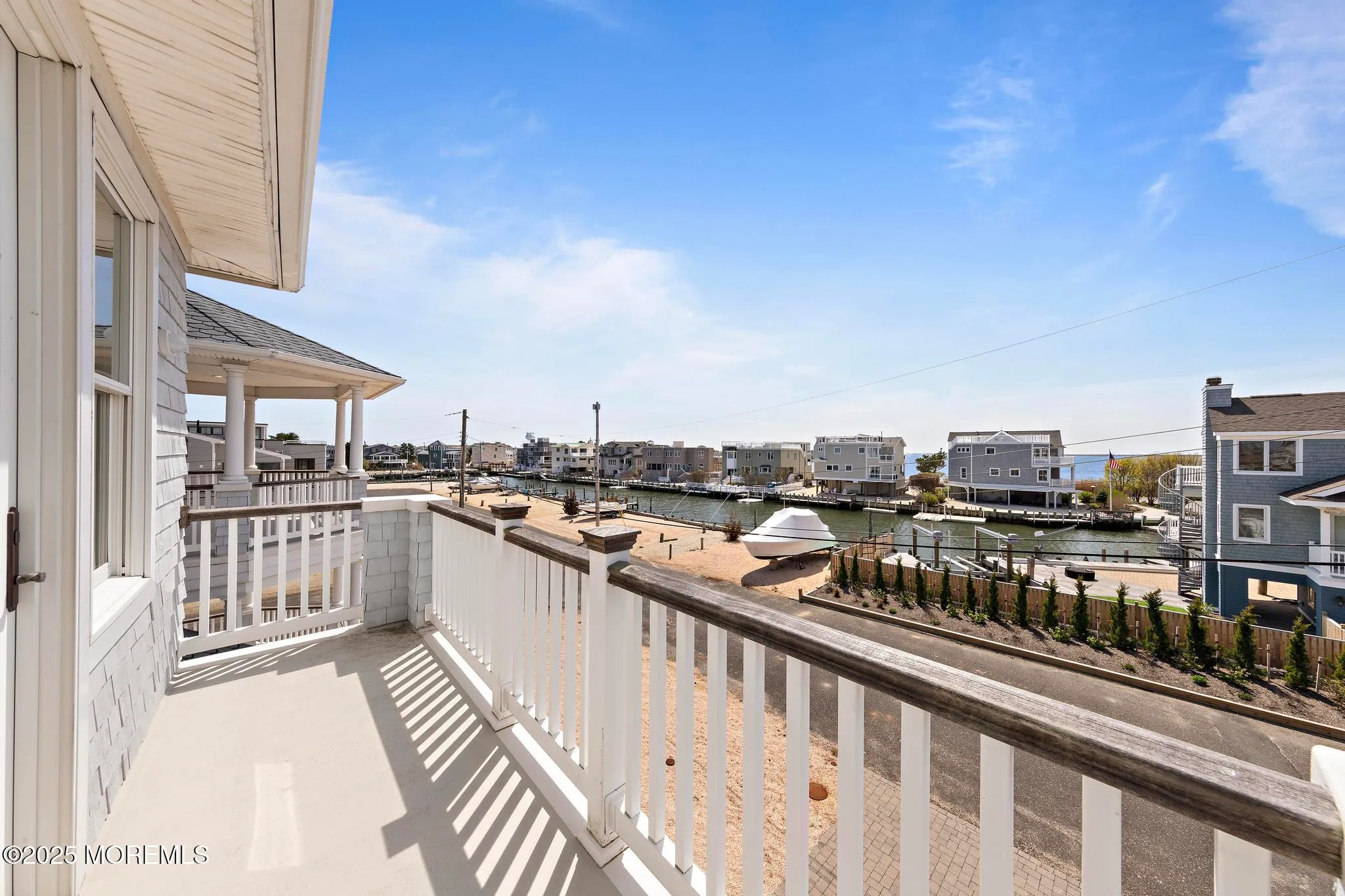 Harvey Cedars, New Jersey 08008, United States, 5 Bedrooms Bedrooms, ,4 BathroomsBathrooms,Residential,Active,112976