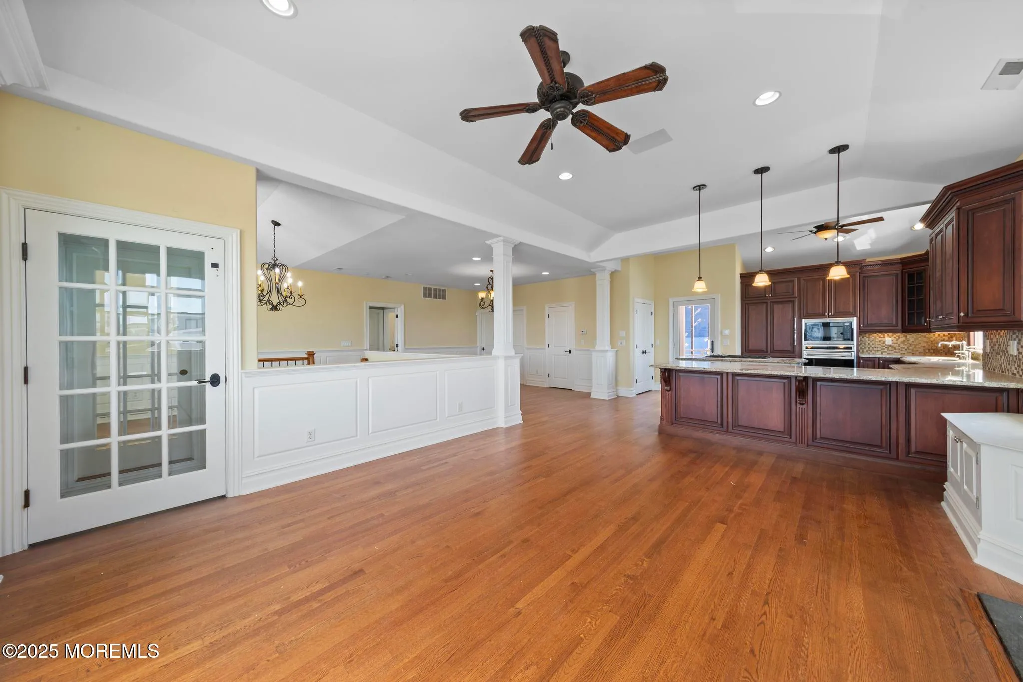 Harvey Cedars, New Jersey 08008, United States, 5 Bedrooms Bedrooms, ,4 BathroomsBathrooms,Residential,Active,112976