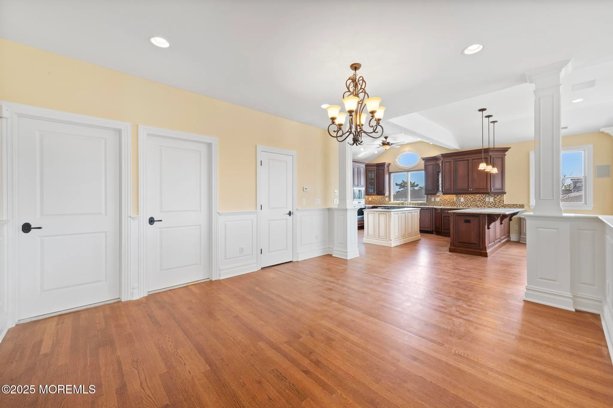 Harvey Cedars, New Jersey 08008, United States, 5 Bedrooms Bedrooms, ,4 BathroomsBathrooms,Residential,Active,112976