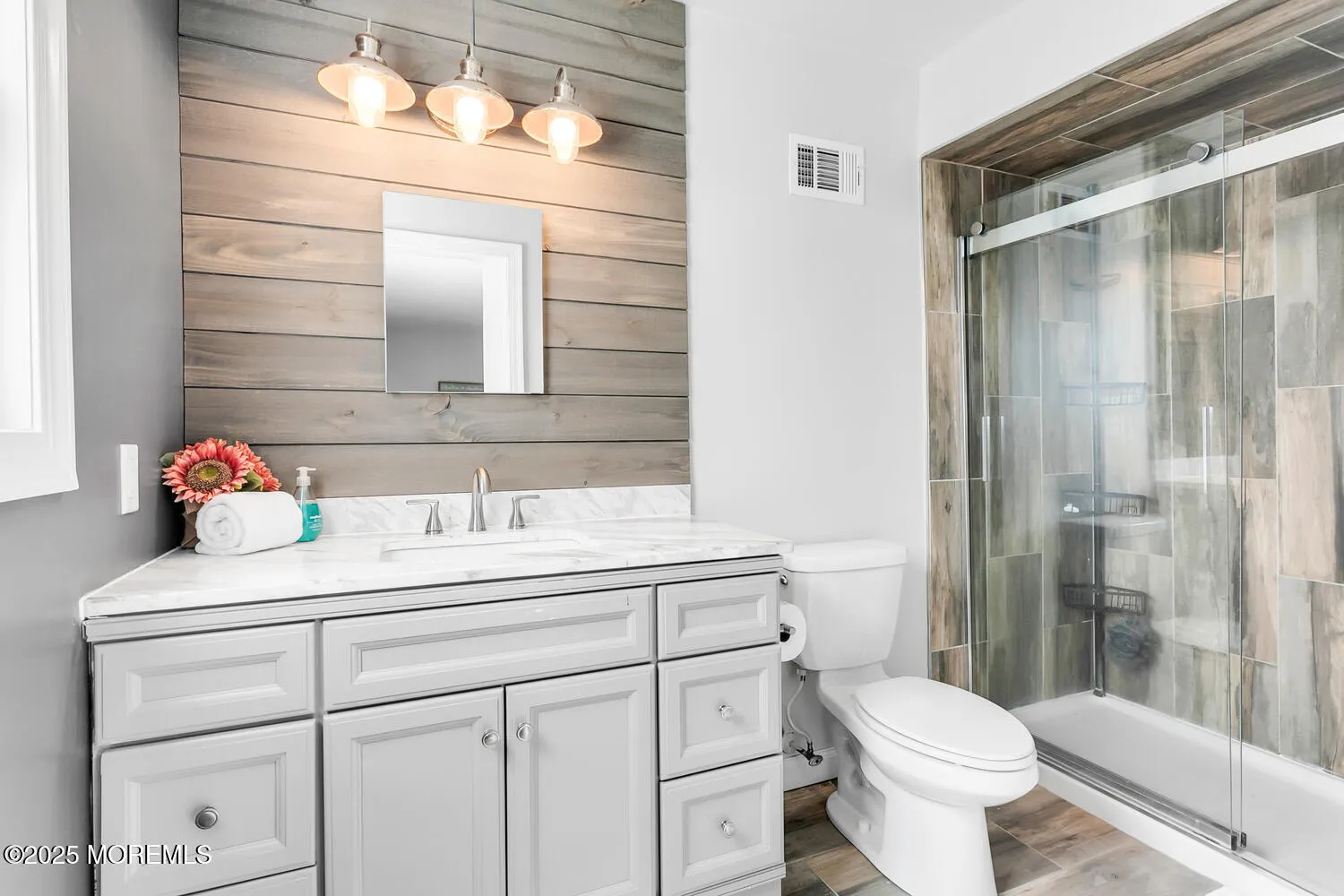 Middletown, New Jersey 07748, United States, 6 Bedrooms Bedrooms, ,5 BathroomsBathrooms,Residential,Active,102044