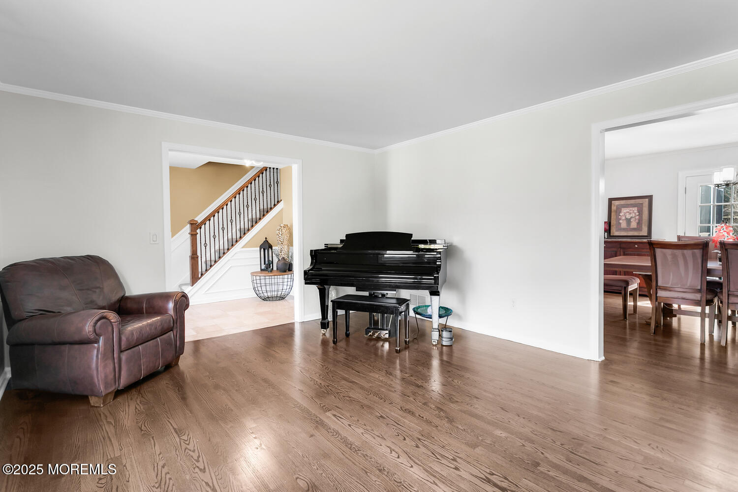 6 Page Drive, Middletown, New Jersey image 9