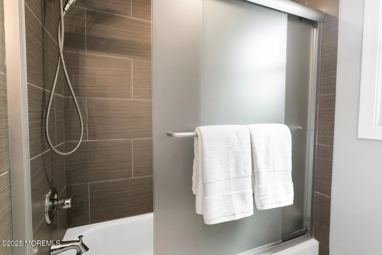 Middletown, New Jersey 07748, United States, 6 Bedrooms Bedrooms, ,5 BathroomsBathrooms,Residential,Active,102044