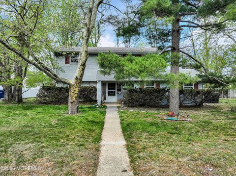 Photo of 29 Barbara Lane, Oakhurst, NJ 07755 (MLS # 22610897)