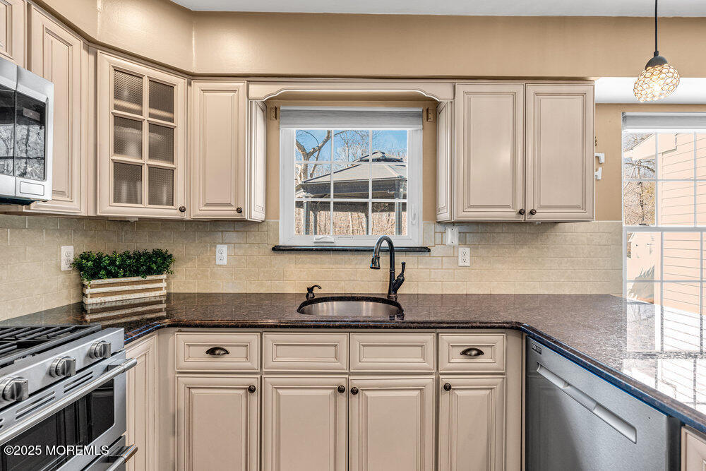 103 Starlight Road, Howell, New Jersey image 13