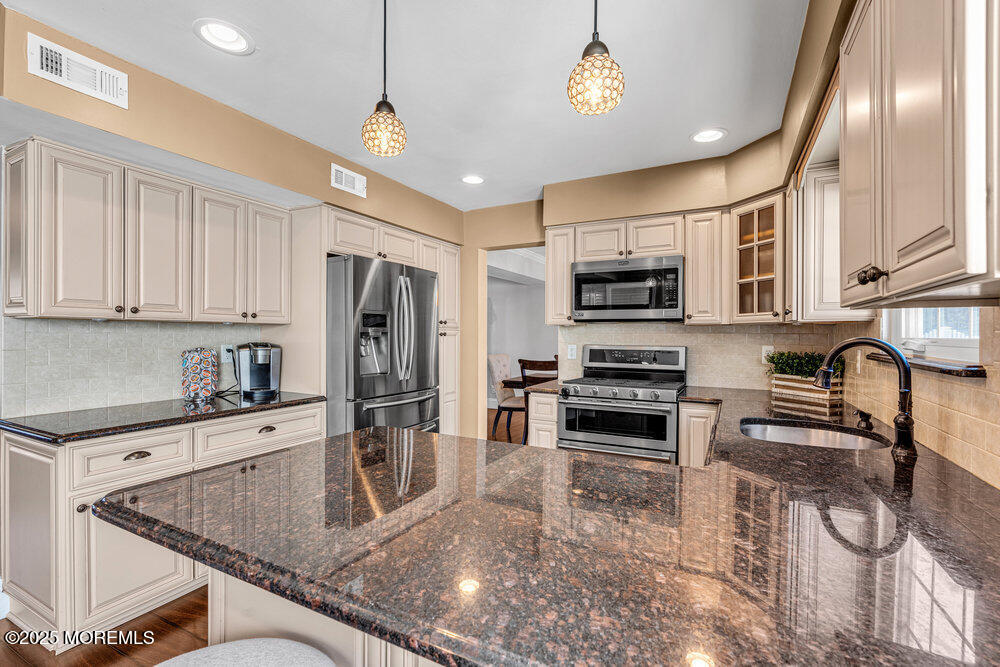 103 Starlight Road, Howell, New Jersey image 15