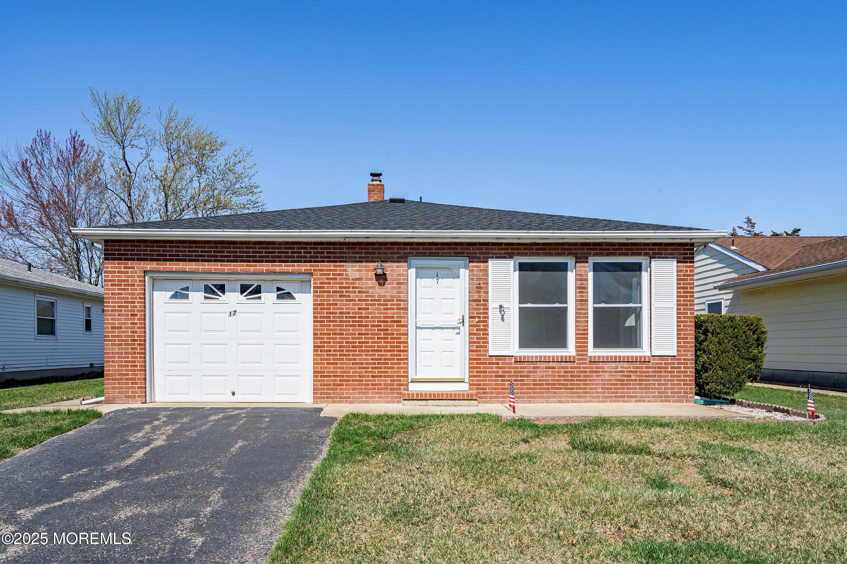 17 Hyannis Street, Toms River, New Jersey image 2