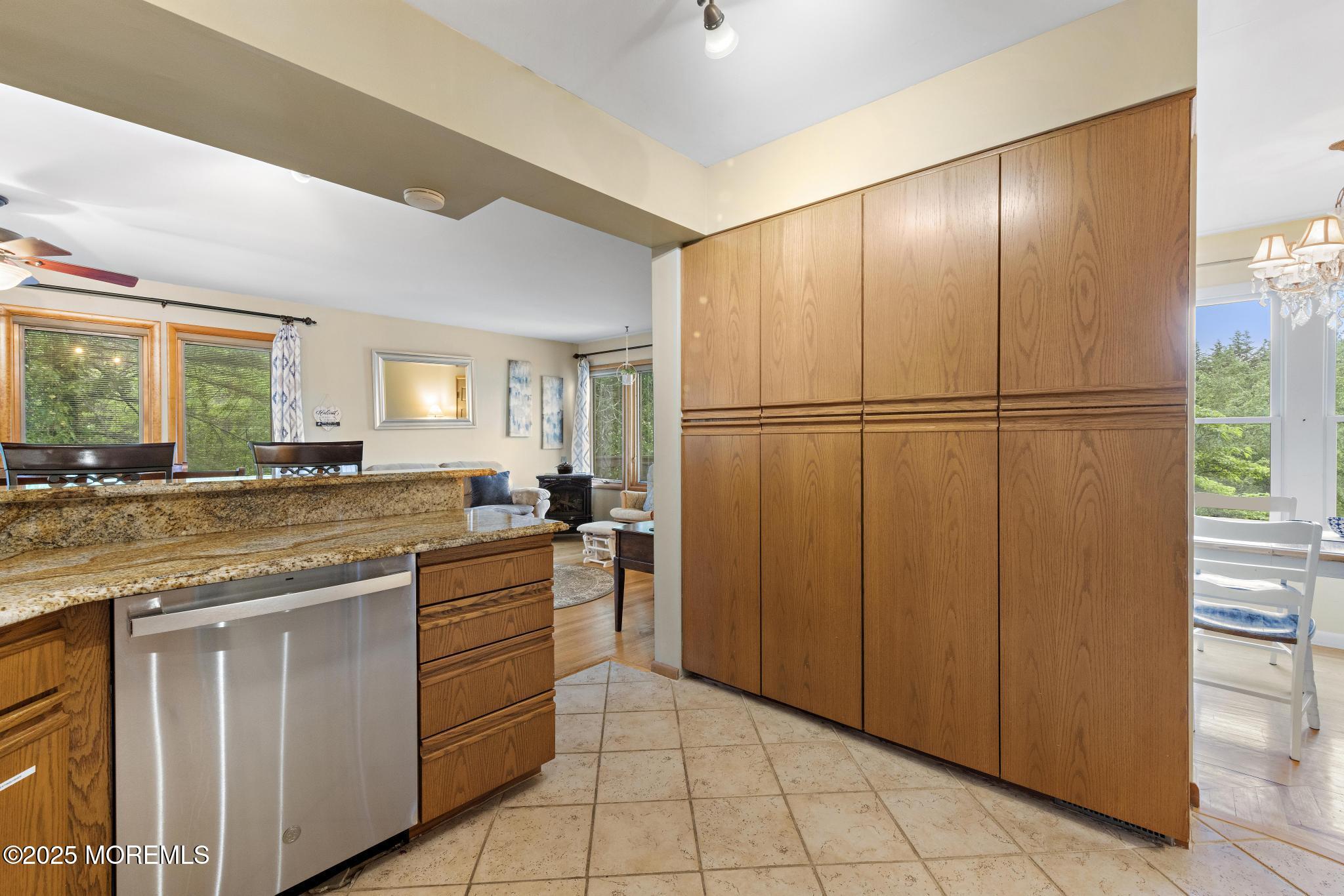 833 Buccaneer Lane, Manahawkin, New Jersey image 16