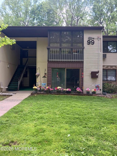 Condo For Sale - 99 Arrowood Road #J<br/> Manalapan, NJ 07726