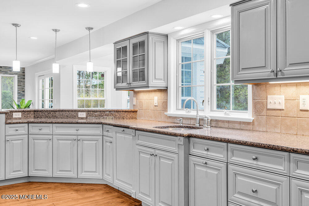 5 Sentry Court, Holmdel, New Jersey image 12