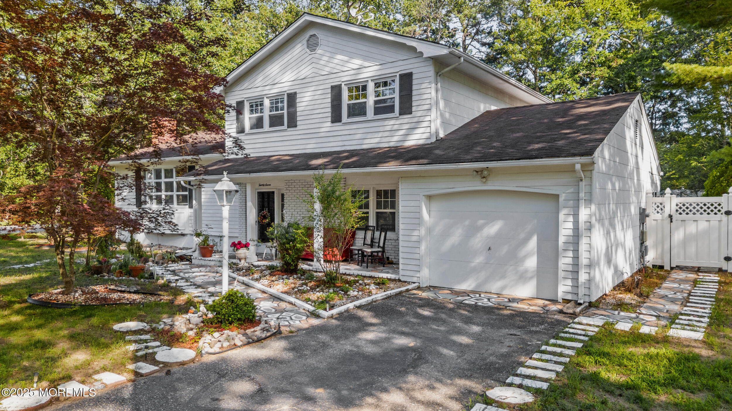 27 Squire Court