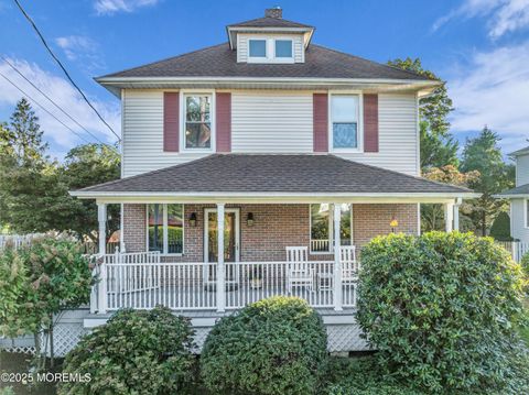 61 E Washington Avenue Atlantic Highlands NJ 07716