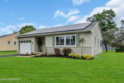 Photo of 12 Norfolk Drive, Berkeley, NJ 08721 (MLS # 22601563)