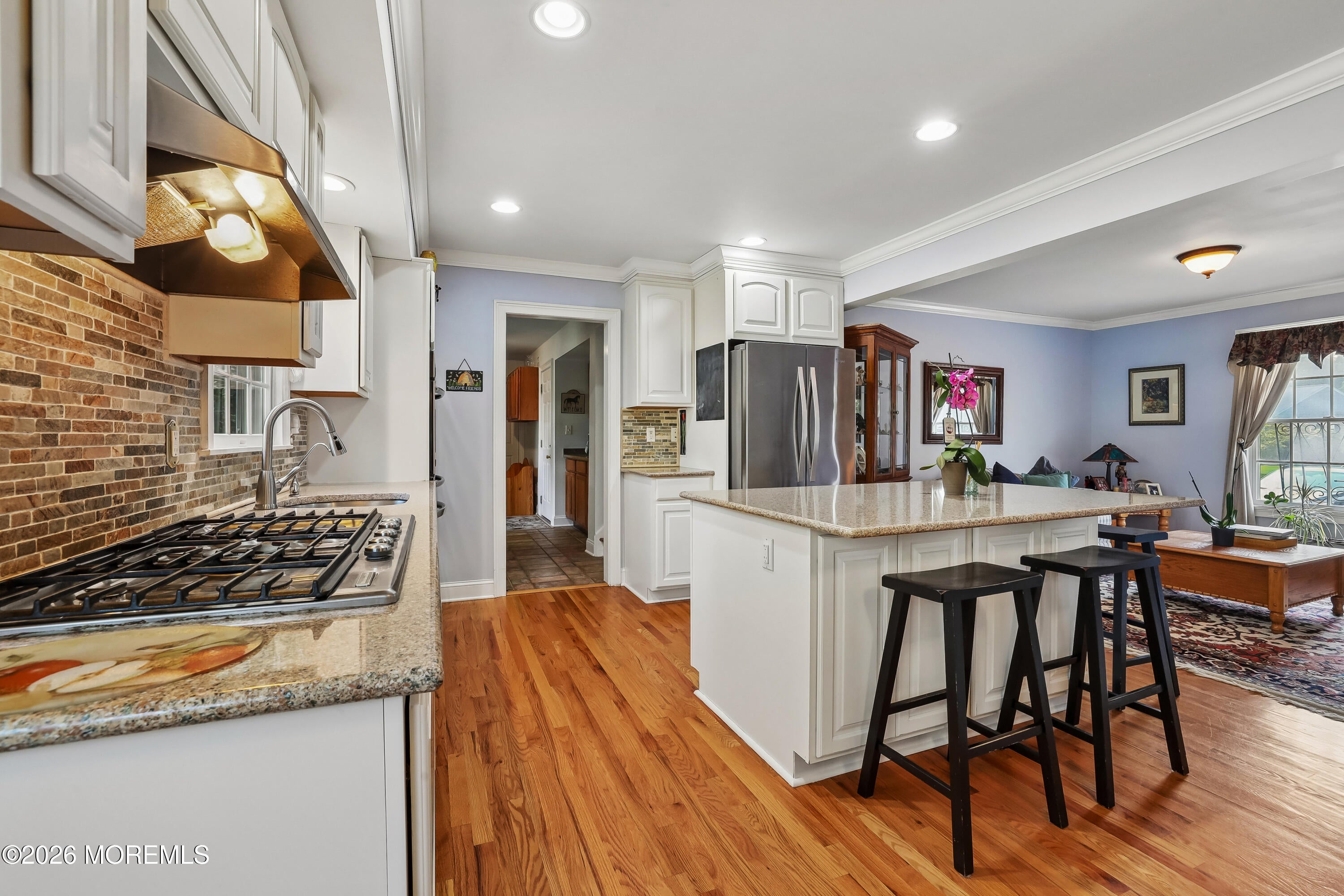 4 Oakwood Lane