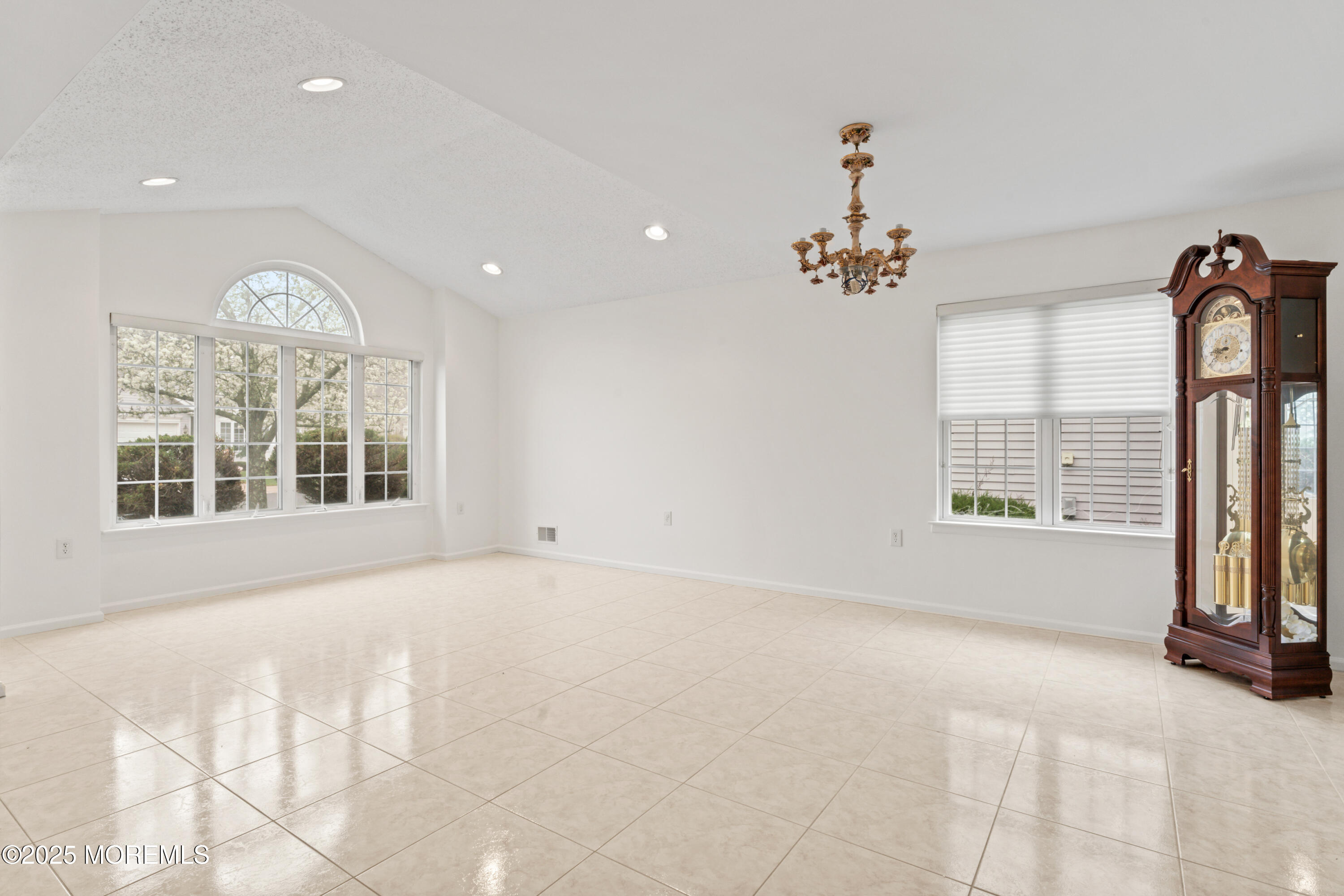 39 Spyglass Drive, Jackson, New Jersey image 3