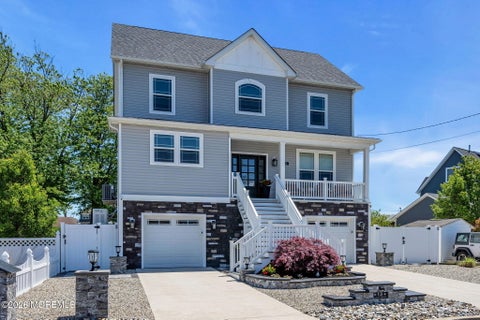 Photo of 13 Lagoon Drive E, Toms River, NJ 08753 (MLS # 22616516)